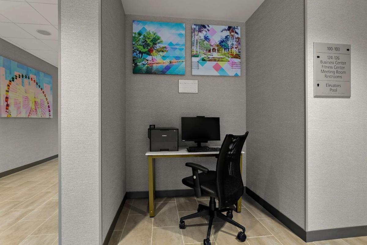 Hampton Inn & Suites Ruskin I-75, Fl Bagian luar foto