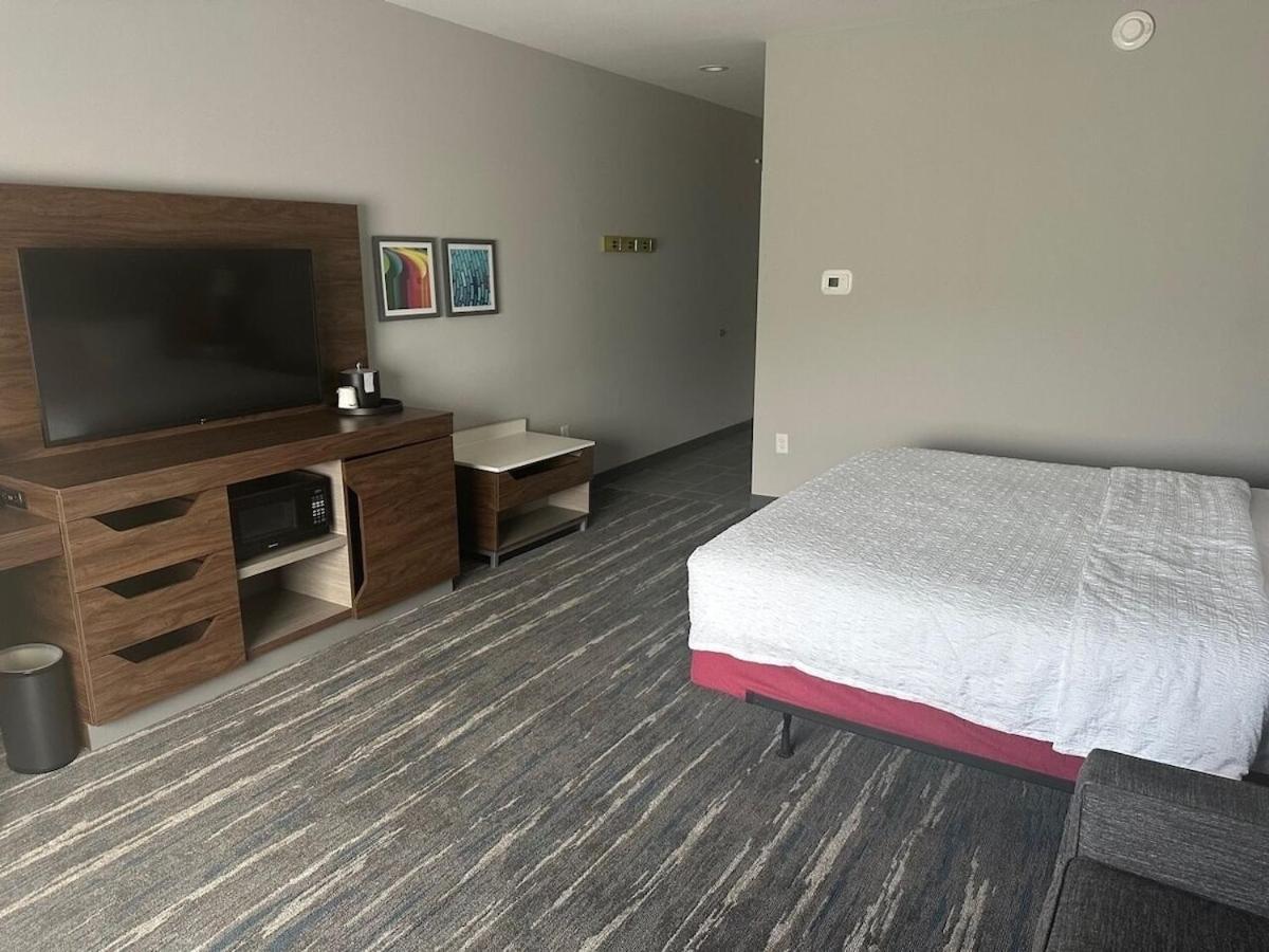 Hampton Inn & Suites Ruskin I-75, Fl Bagian luar foto